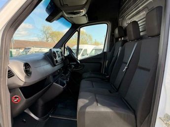Mercedes-Benz Sprinter 2.1 314 CDI Progressive Panel Van 5dr Diesel Manual RWD L4 H3 Eu