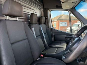 Mercedes-Benz Sprinter 2.1 314 CDI Progressive Panel Van 5dr Diesel Manual RWD L4 H3 Eu