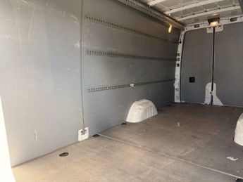 Mercedes-Benz Sprinter 2.1 314 CDI Progressive Panel Van 5dr Diesel Manual RWD L4 H3 Eu