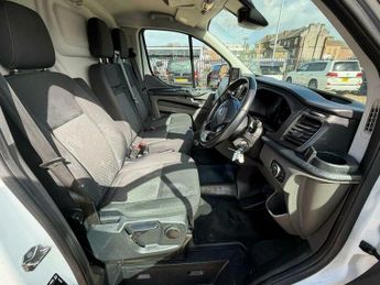 Ford Transit Custom 1.0 340 EcoBoost 13.6kWh Trend Auto L1 H1 Euro 6 5dr