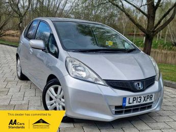 Honda Jazz 1.4 i-VTEC ES Plus Hatchback 5dr Petrol Manual Euro 5 (99 ps)