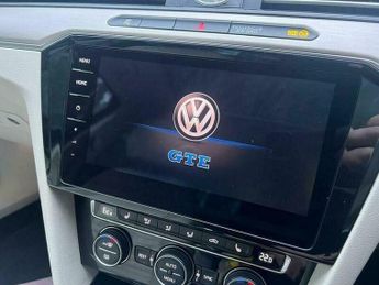 Volkswagen Passat 1.4 TSI GTE Advance DSG Euro 6 (s/s) 4dr