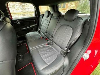 MINI Countryman 1.5 7.6kWh Cooper SE Exclusive Auto ALL4 Euro 6 (s/s) 5dr