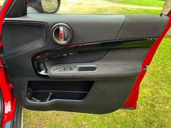 MINI Countryman 1.5 7.6kWh Cooper SE Exclusive Auto ALL4 Euro 6 (s/s) 5dr