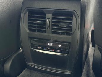 BMW 320i 320I M SPORT
