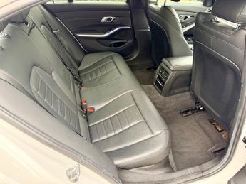 BMW 320i 320I M SPORT