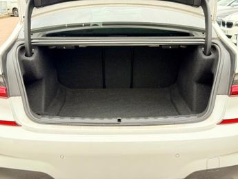 BMW 320i 320I M SPORT