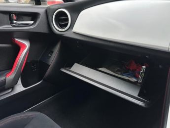 Toyota GT86 2.0 Boxer D-4S TRD SPEC Auto 2dr HUGE SPEC+LOADS OF EXTRAS