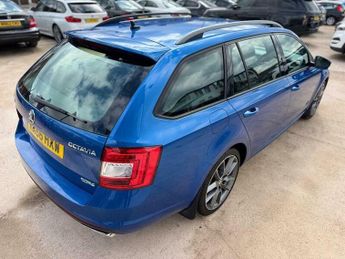 Skoda Octavia 2.0 TDI vRS Estate 5dr Diesel DSG 4WD Euro 6 (s/s) (184 ps)