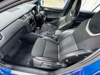 Skoda Octavia 2.0 TDI vRS Estate 5dr Diesel DSG 4WD Euro 6 (s/s) (184 ps)