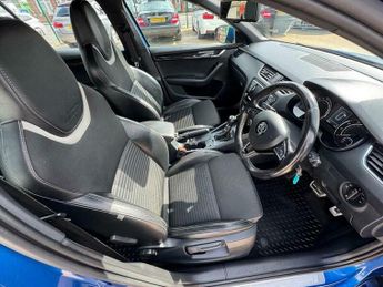 Skoda Octavia 2.0 TDI vRS Estate 5dr Diesel DSG 4WD Euro 6 (s/s) (184 ps)