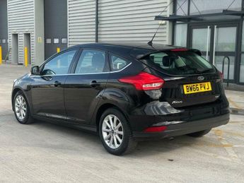 Ford Focus 1.0T EcoBoost Titanium Euro 6 (s/s) 5dr