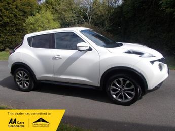 Nissan Juke 1.6 Tekna SUV 5dr Petrol XTRON Euro 6 (117 ps)