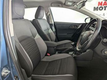 Toyota Auris 1.2 VVT-i Icon Euro 6 (s/s) 5dr
