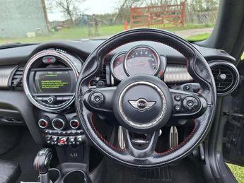 MINI Convertible 2.0 John Cooper Works Auto Euro 6 (s/s) 2dr