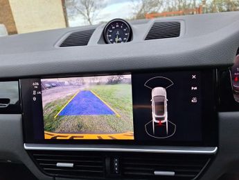 Porsche Cayenne 3.0 V6 E-Hybrid 17.9kWh TiptronicS 4WD Euro 6 (s/s) 5dr (3.6kW C