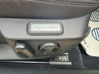 Volkswagen Passat 1.4 TSI SE Business Estate 5dr Petrol DSG Euro 6 (s/s) (150 ps)