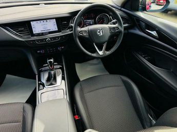 Vauxhall Insignia 2.0 Turbo D BlueInjection Tech Line Nav Sports Tourer Auto Euro 