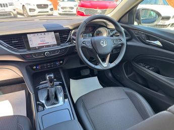 Vauxhall Insignia 2.0 Turbo D BlueInjection Tech Line Nav Sports Tourer Auto Euro 