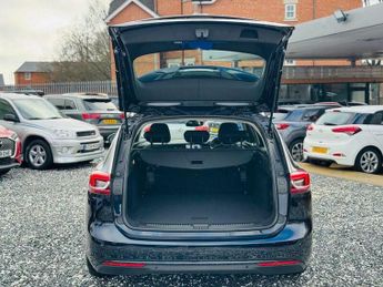 Vauxhall Insignia 2.0 Turbo D BlueInjection Tech Line Nav Sports Tourer Auto Euro 