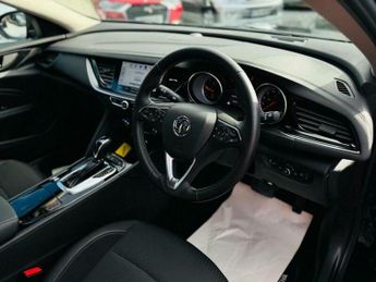Vauxhall Insignia 2.0 Turbo D BlueInjection Tech Line Nav Sports Tourer Auto Euro 