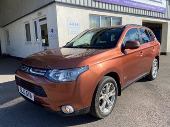 Mitsubishi Outlander DI-D GX 4