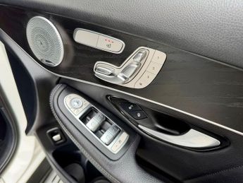 Mercedes GLC Class GLC 220 D 4MATIC AMG LINE PREMIUM PLUS