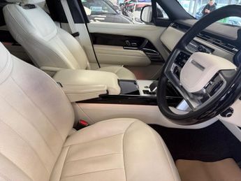 Land Rover Range Rover AUTOBIOGRAPHY 73 PLATE 31000 MILES SAT NAV LEATHER PANO ROOF