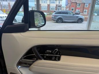 Land Rover Range Rover AUTOBIOGRAPHY 73 PLATE 31000 MILES SAT NAV LEATHER PANO ROOF