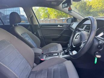 Volkswagen Golf 1.4 TSI BlueMotion Tech Match Edition Hatchback 5dr Petrol DSG E