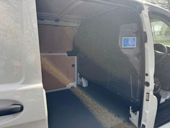 Mercedes V Class 66 PROGRESSIVE L2