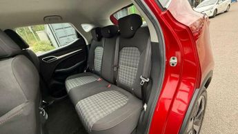 MG ZS 51.1kWh SE Auto 5dr