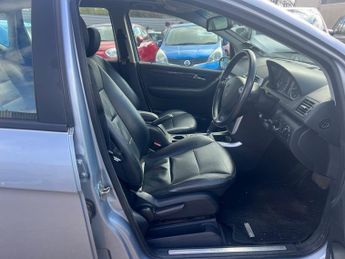 Mercedes A Class A170 AVANTGARDE SE