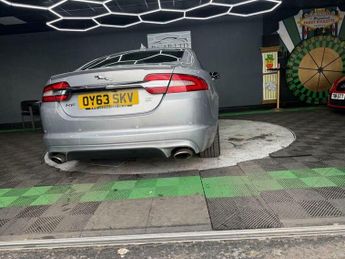 Jaguar  3.0d S V6 Portfolio Auto Euro 5 (s/s) 4dr