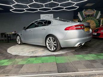 Jaguar XF 3.0d S V6 Portfolio Auto Euro 5 (s/s) 4dr