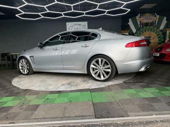 Jaguar  3.0d S V6 Portfolio Auto Euro 5 (s/s) 4dr