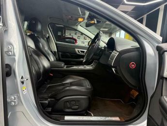 Jaguar XF 3.0d S V6 Portfolio Auto Euro 5 (s/s) 4dr