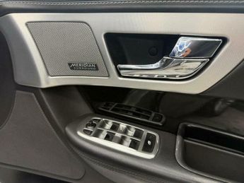 Jaguar  3.0d S V6 Portfolio Auto Euro 5 (s/s) 4dr