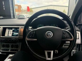 Jaguar XF 3.0d S V6 Portfolio Auto Euro 5 (s/s) 4dr