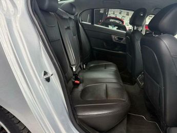 Jaguar XF 3.0d S V6 Portfolio Auto Euro 5 (s/s) 4dr