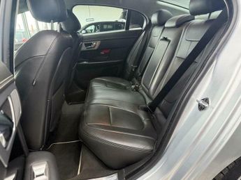 Jaguar XF 3.0d S V6 Portfolio Auto Euro 5 (s/s) 4dr