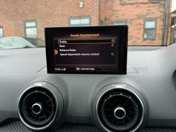 Audi Q2 1.4 TFSI CoD Edition 1 S Tronic Euro 6 (s/s) 5dr