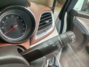 Vauxhall Mokka 1.4T SE Auto 2WD Euro 5 5dr