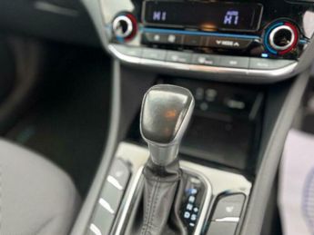 Hyundai Ioniq 1.6 h-GDi Premium DCT Euro 6 (s/s) 5dr