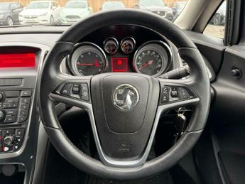 Vauxhall Astra 2.0 CDTi Elite Sports Tourer Auto Euro 5 5dr