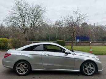 Mercedes-Benz E Class 3.0 E350 CDI V6 BlueEfficiency Sport G-Tronic Euro 5 2dr