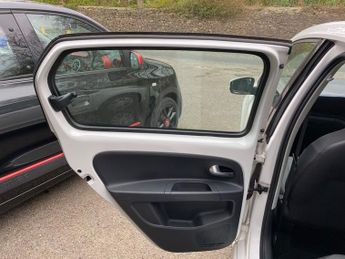 Volkswagen Up MOVE UP 1.0cc FULL Service History. Low Road Tax and insurance.