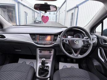 Vauxhall Astra DESIGN ECOFLEX S/SPETROL 115K MILES 1 OWNER FRESH MOT SERVICE FS