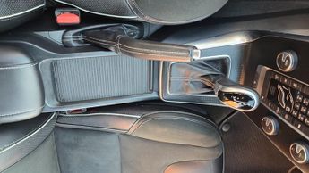 Volvo V40 1.5 T3 R-Design Hatchback 5dr Petrol Auto Euro 6 (s/s) (152 ps)