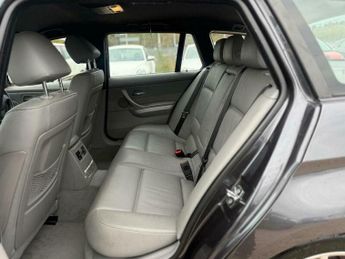 BMW 3 SERIES 2.0 320d Edition M Sport Touring Auto Euro 4 5dr